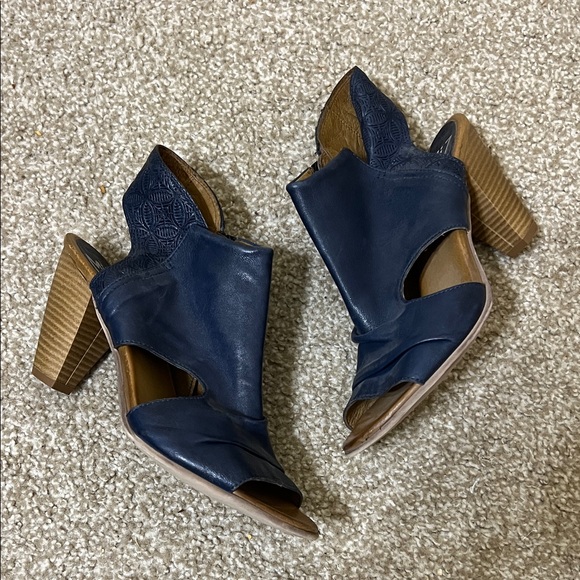 Miz Mooz Shoes - Miz Mooz Navy Leather Peep Toe Cone Heel Sandal Women’s 39